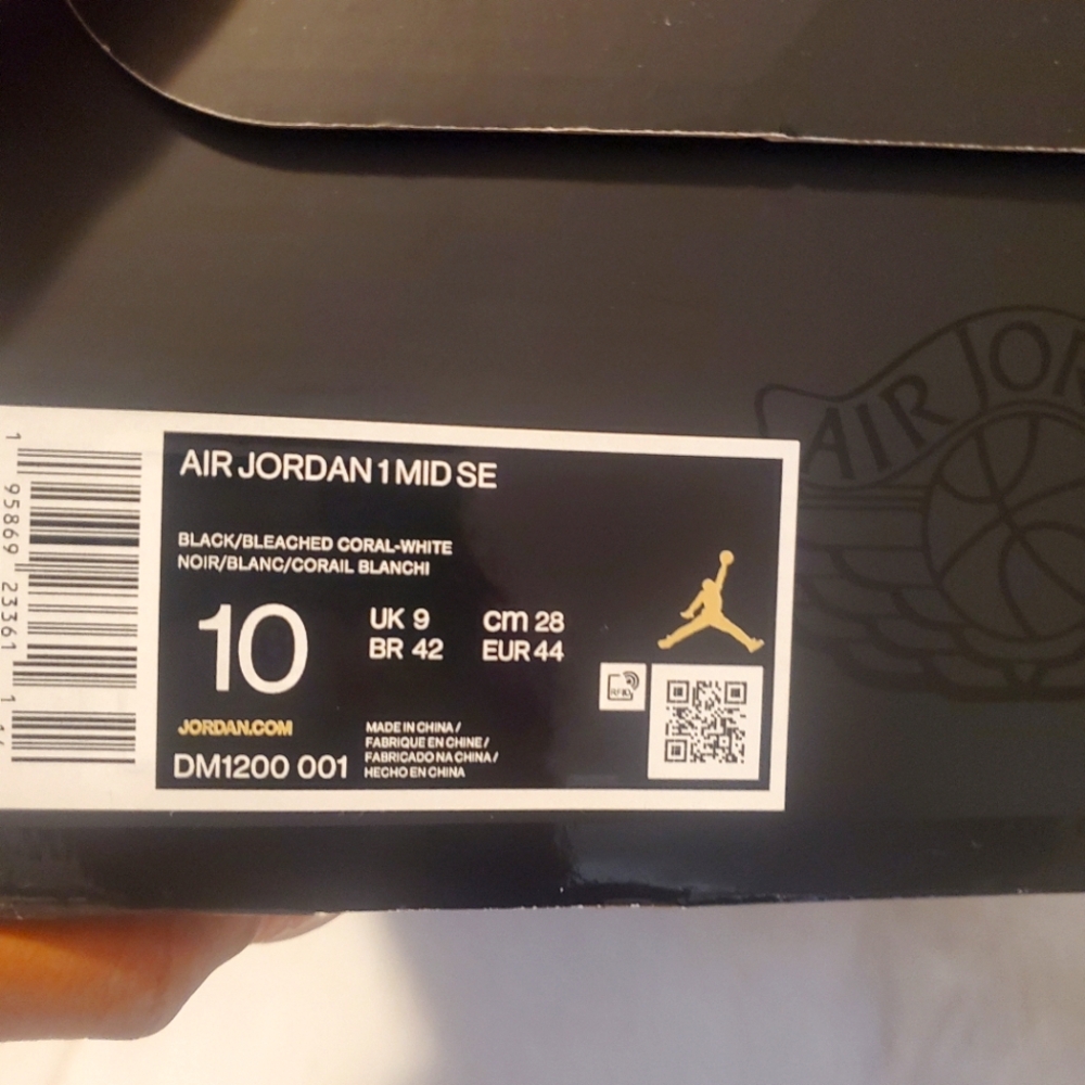 Jordan 1 size men 10